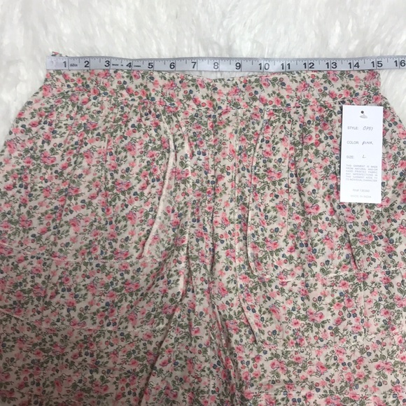 PINK FLORAL TIERED SKORT - Picture 5 of 8